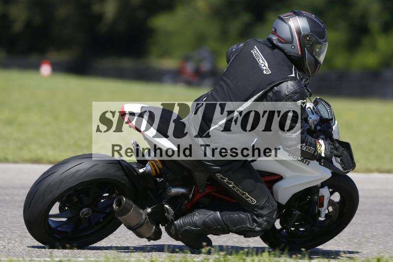 /Archiv-2024/56 10.08.2024 Plüss Moto Sport ADR/Freies Fahren/007